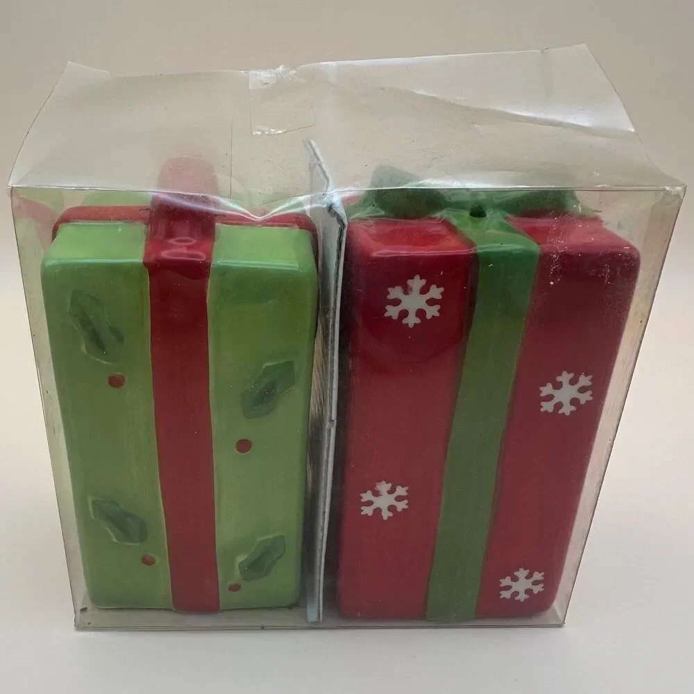 Vintage Ceramic Christmas Present Salt and Pepper Shakers Holiday Gift Box Set